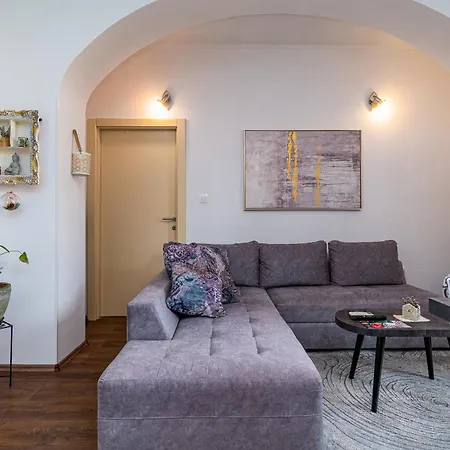 Apartment With Wifi - 21459 *